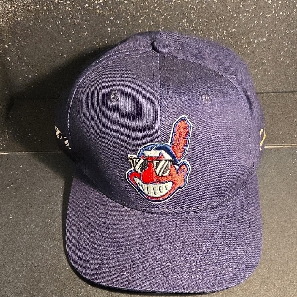 Cleveland Indians Chief Wahoo Snapback - Picture 8 of 8